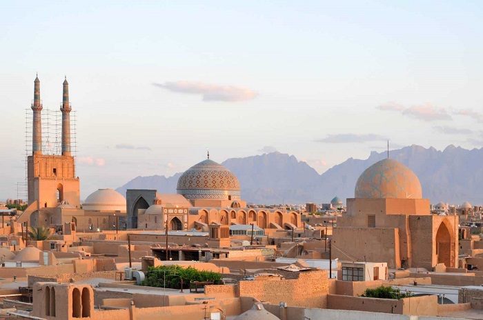 کاهش مصرف انرژی فسیلی با الگوگیری از بافت تاریخی همساز با اقلیم شهر یزد