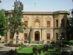 معماری کاخ های تهران